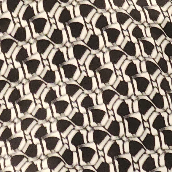 Black and White Wide Leg Flowy Pull-on High Waisted Pants Women's Size L - Picture 3 of 6